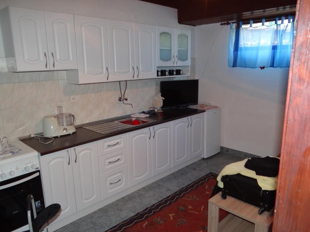 Apartments Jerkovic สตารีกราด ภายนอก รูปภาพ
